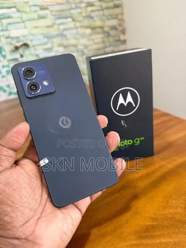 Moto G84 12GB 256GB 5G (Used)