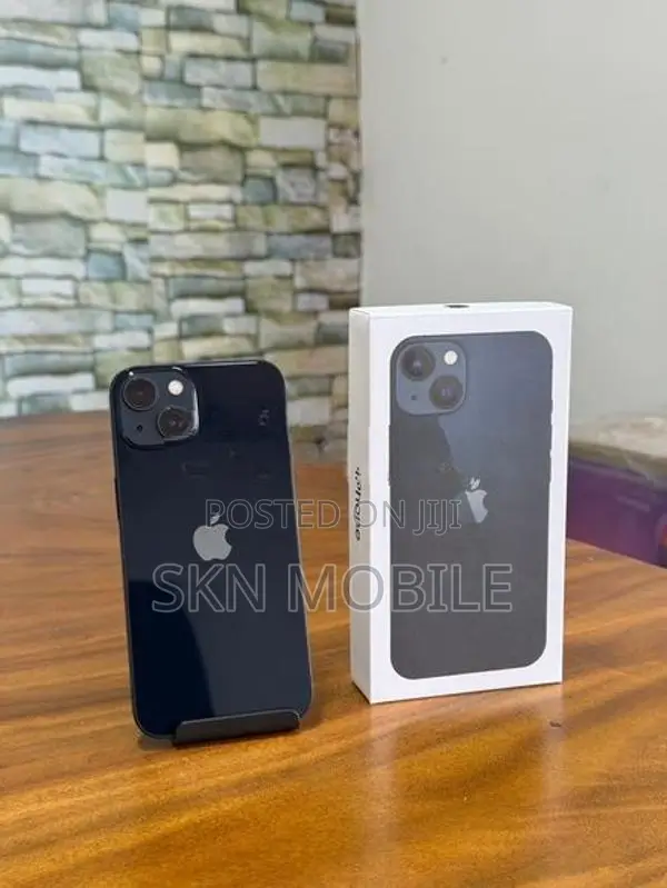 Apple iPhone 13 128GB (Used)