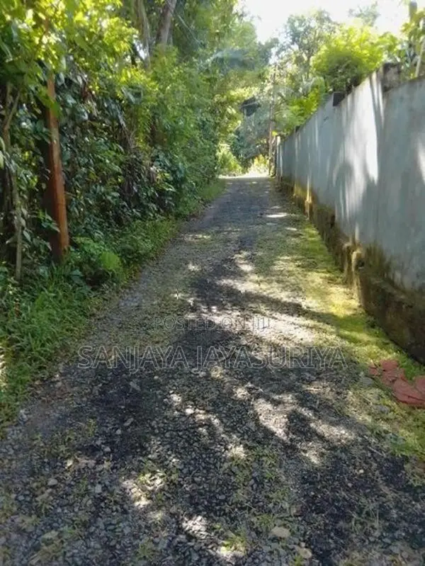 Land For Sale In Karapitiya, Galle