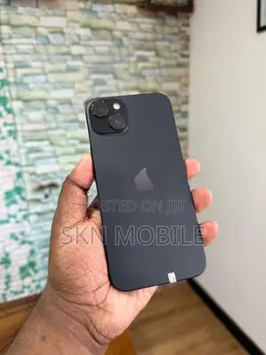 Apple iPhone 15 Plus 128GB (Used)