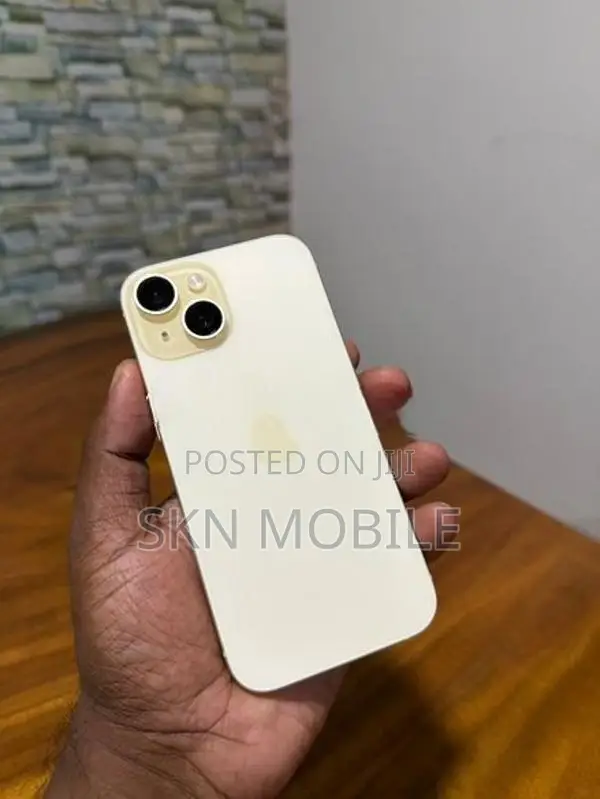 Apple iPhone 15 128GB (Used)