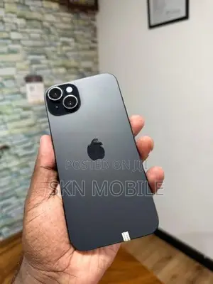 Apple iPhone 15 Plus 128GB (Used)