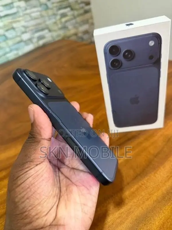 Apple iPhone 17 Pro 1TB (Used)