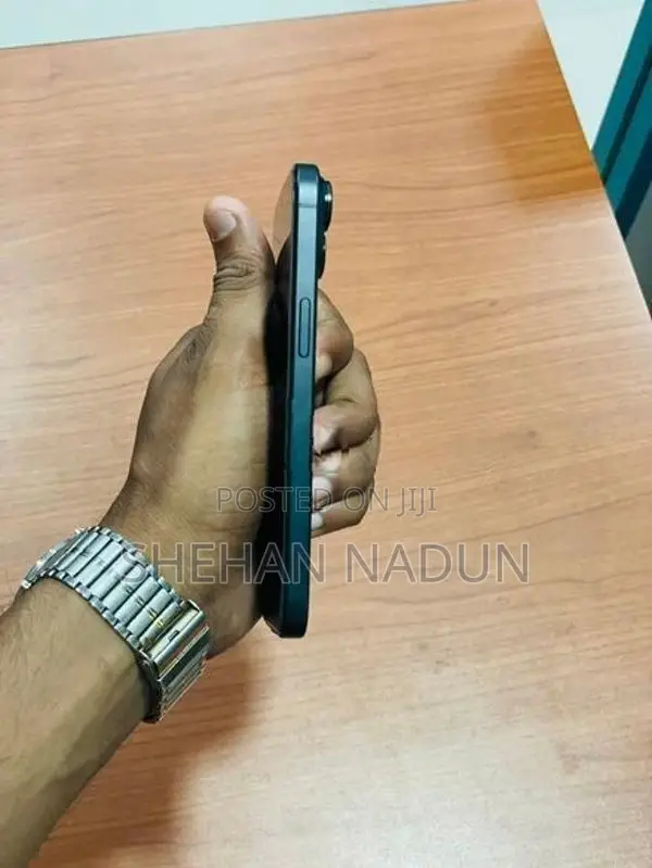 Apple iPhone 15 (Used)