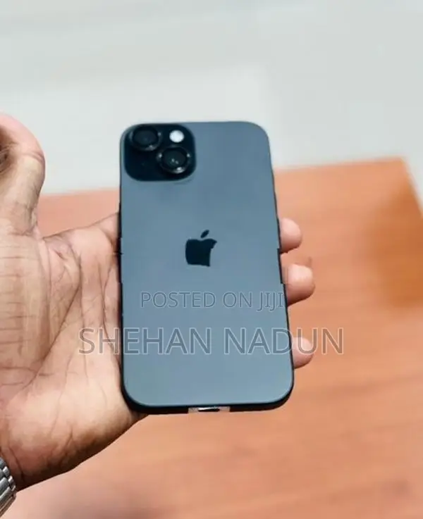 Apple iPhone 15 (Used)