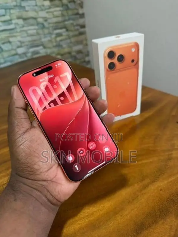 Apple iPhone 17 Pro 256GB eSIM (Used)