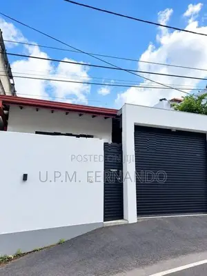 Modern 3 Bedroom House For Sale In Malabe