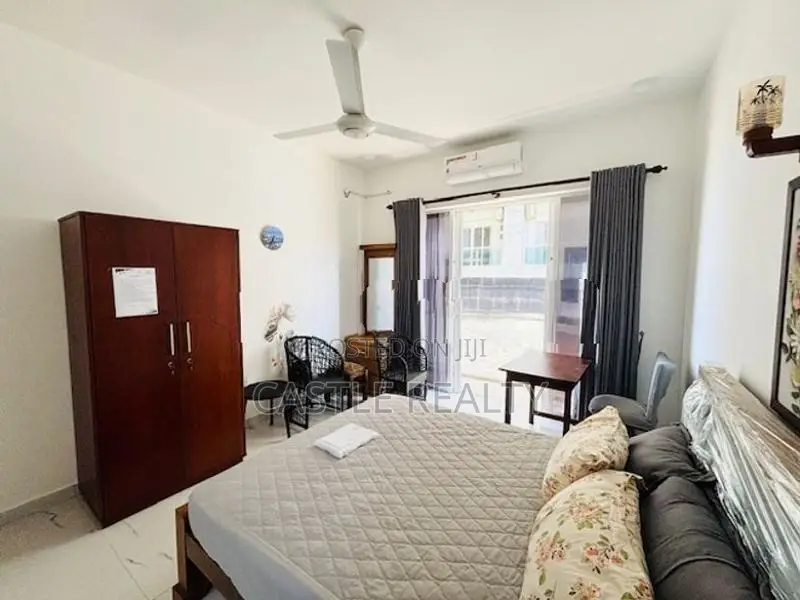 New luxury apartment for short term rent in Mount Lavinia