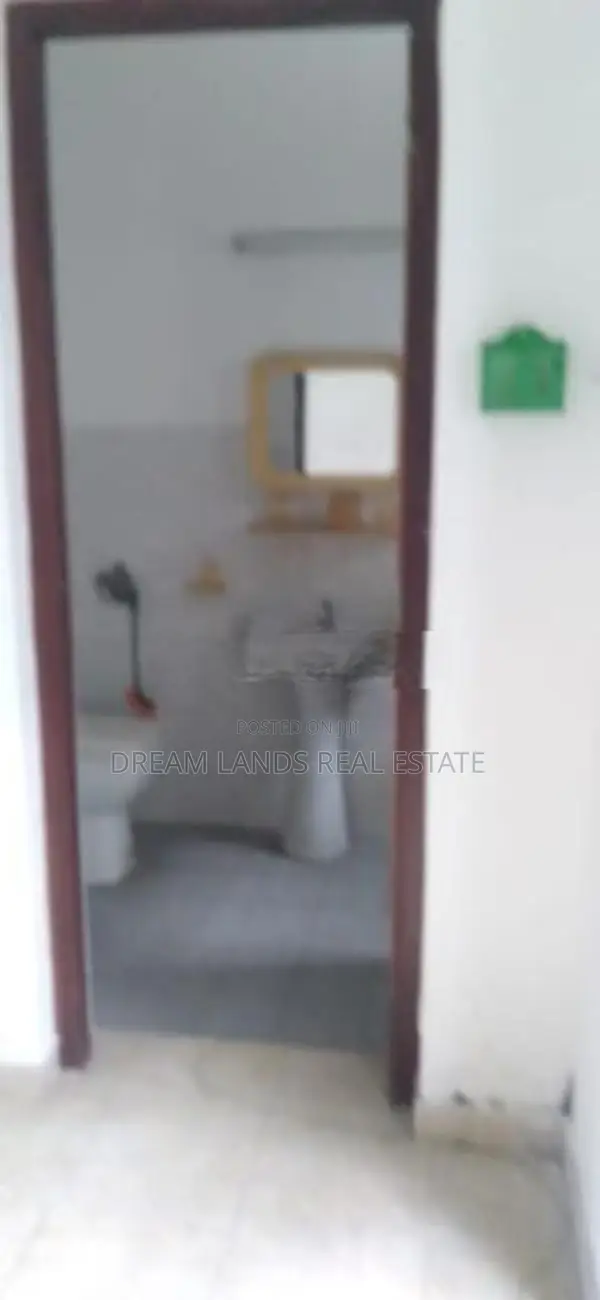 Colombo 07 2 Story House for Sale ( RLS - 859 )
