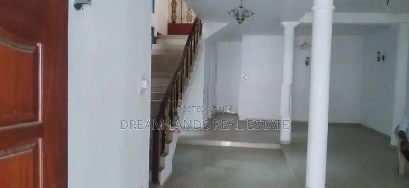 Colombo 07 2 Story House for Sale ( RLS - 859 )