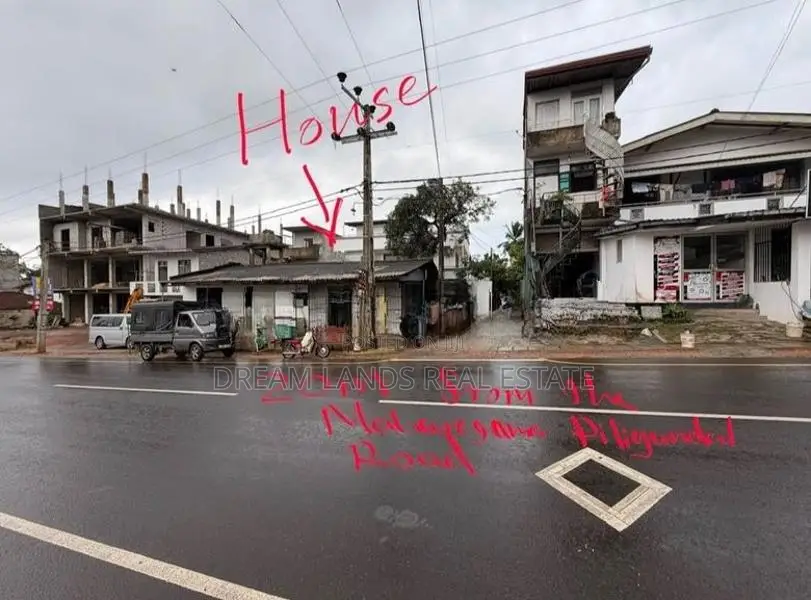 Piliyandala, Brand New Modern House for Sale ( RHS - 860 )