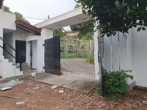 Ragama Facing Colombo North Medical Faculty 3 Buildings For Sale