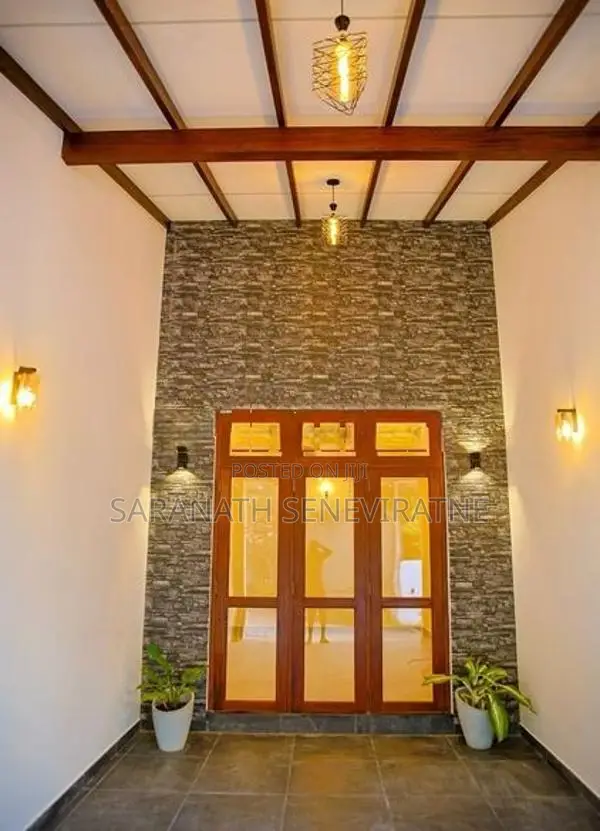 Brand-new Modern House for sale in Athurugiriya