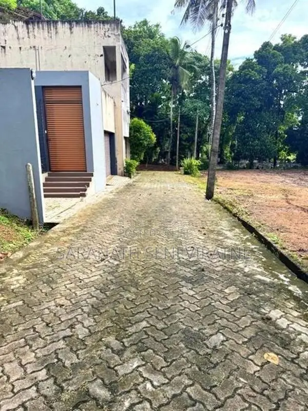 PRIME RESIDENTIAL LAND FOR SALE – Malabe | 12.8 Perches**