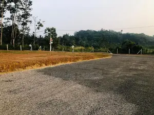 ඉඩමක් මිලදීගන්න තලගලින්