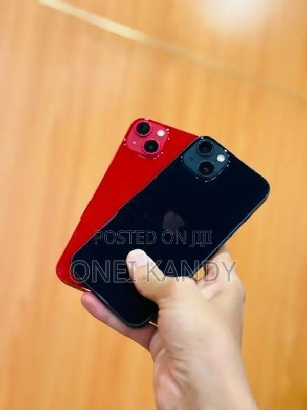 Apple iPhone 13 (Used)