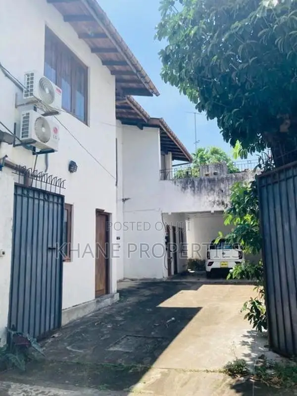 House for Sale – Colombo 5 (Kirula Road)