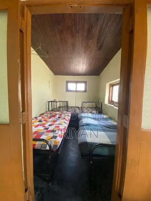Room For Rent (Girls) Kelaniya