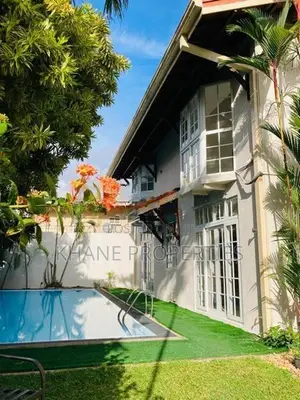 Well maintained House For Sale in Colombo 5