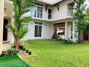 Well maintained House For Sale in Colombo 5
