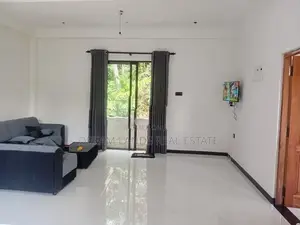 Newly bulit two storied house on rent Abathena kandy