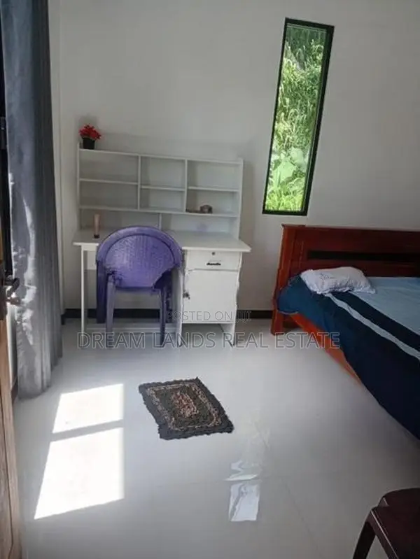 Newly bulit two storied house on rent Abathena kandy
