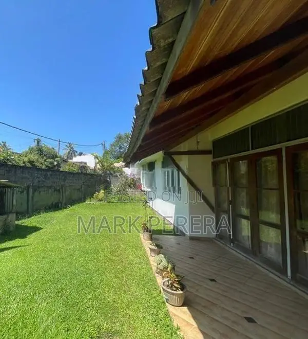 Land with House for Sale in Moratuwa