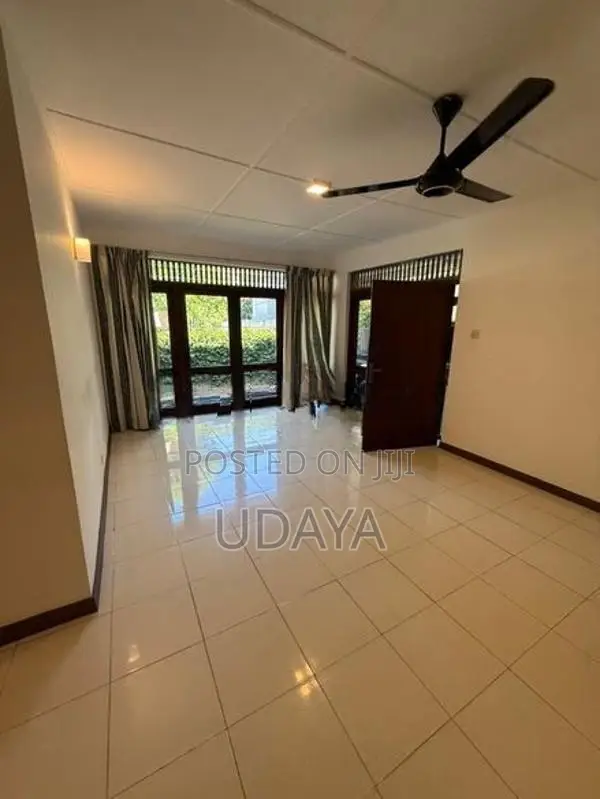 Newly Renovated House For Rent Polhengoda Road Colombo 5