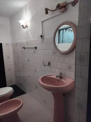 Upper floor for rent kirulapone