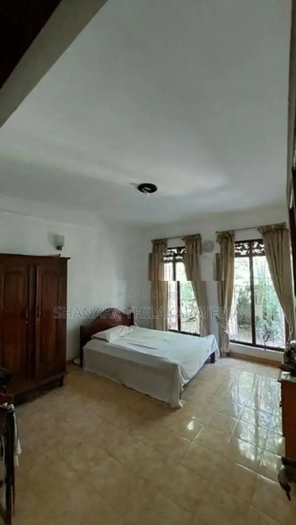 Spacious 5-Bedroom House For Sale – Amunugama, Kandy
