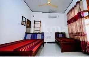 Luxury Holiday Rooms Bungalow In Jaffna