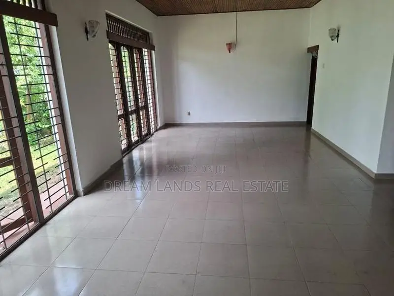 ☆ Boralesgamuwa House for Rent ( R - 863 )