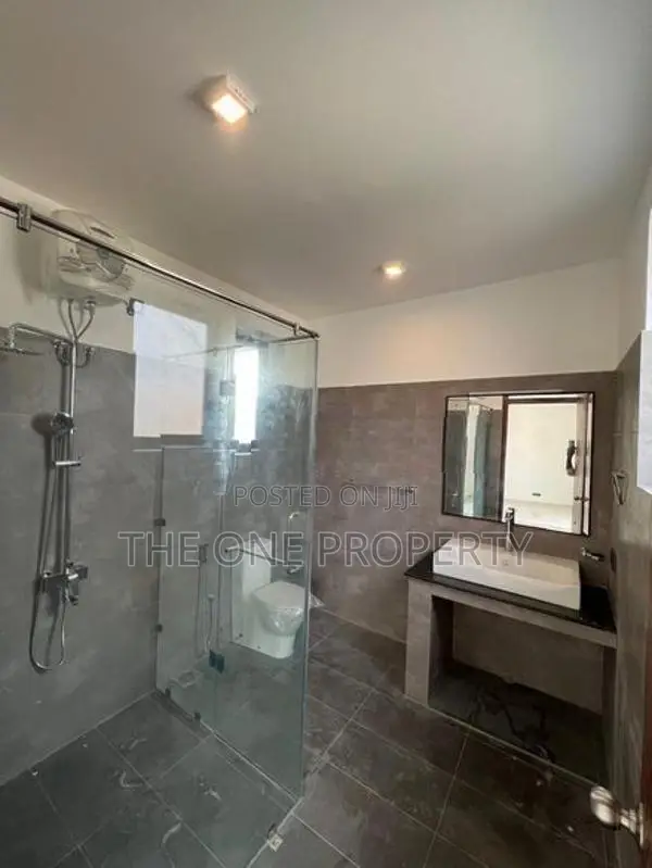 Large 3 Bedroom Apartment for Rent - Colombo