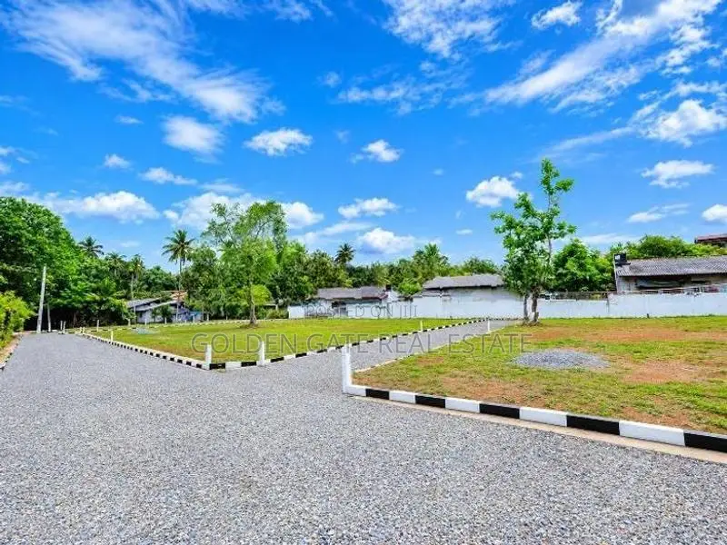 Udugampola පදිංචියට හොද ඉඩමක්