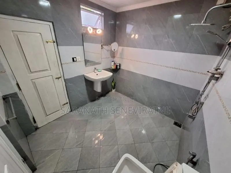 House For Sale in Negombo Town