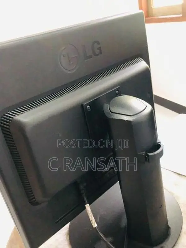 Dell 19” LG LCD Monitor