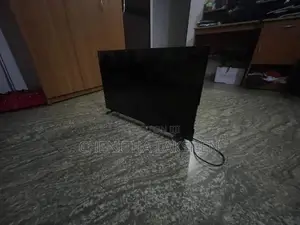 Abans TV 43"