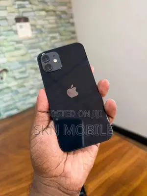 Apple iPhone 12 128GB (Used)