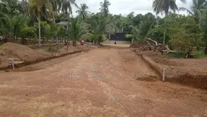 හික්කඩුව මාජුවානෙන් පදිංචියට සුපිරි බිම් කොටස්