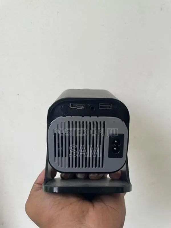 720P HD Mini Projector