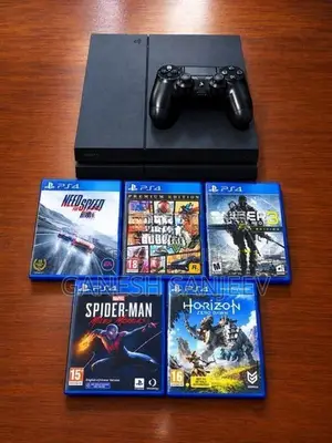 Sony PlayStation 4