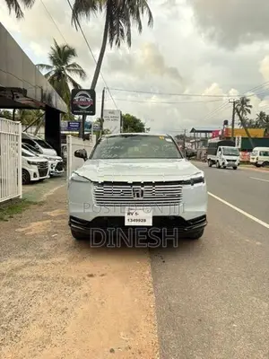 Honda Vezel Z PLAY MOON ROOF 2026