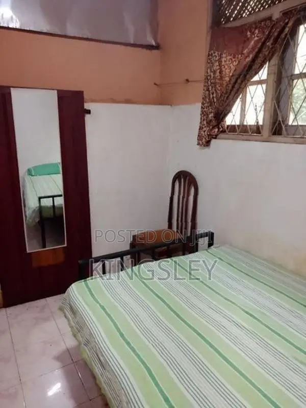 Single Room For Girl/S In Delkanda Nugegoda