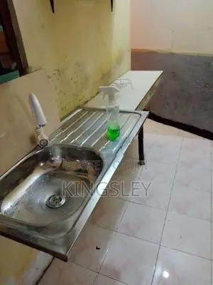 Single Room For Girl/S In Delkanda Nugegoda