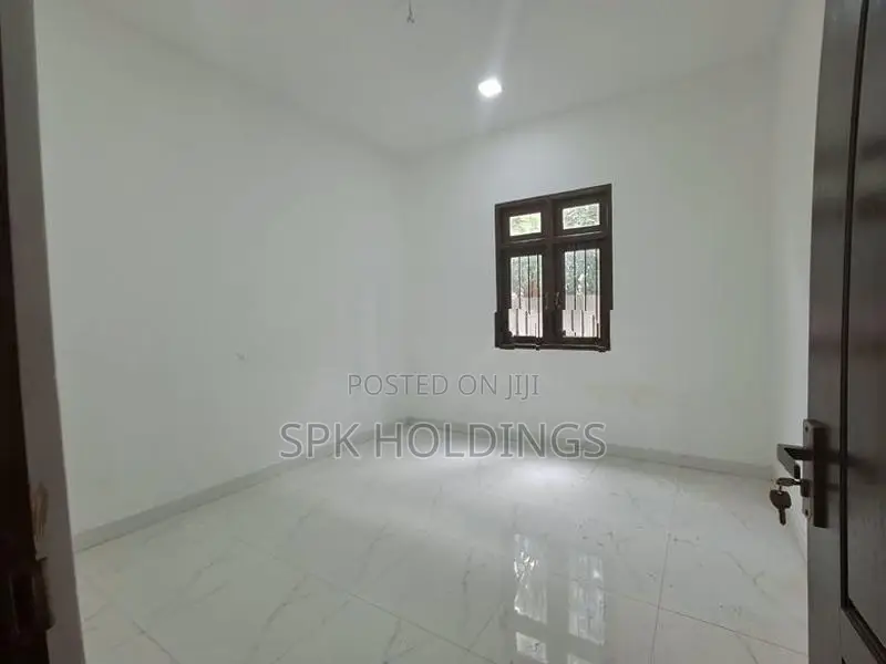 Brand New 3-Bedroom Family Home – Gothatuwa