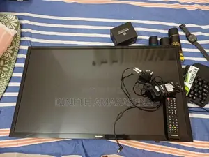 UA32N4300ARXSG Black Samsung 32-Inch Smart TV