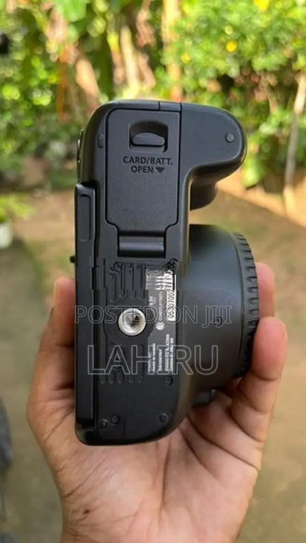 Canon 250D 4K Camera