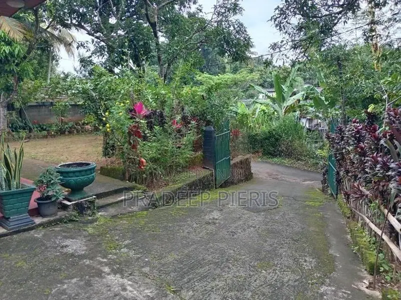 Two Story House For Sale in Gampola Town