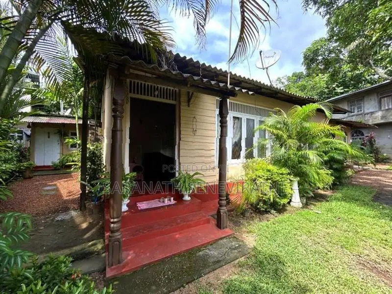 House For Land Value Embuldeniya Salawa Rd Nugegoda