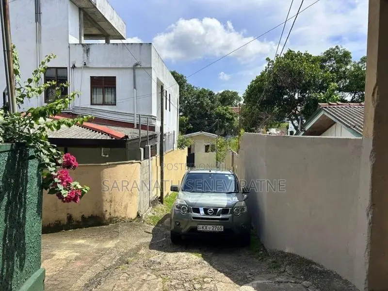 House For Land Value Embuldeniya Salawa Rd Nugegoda